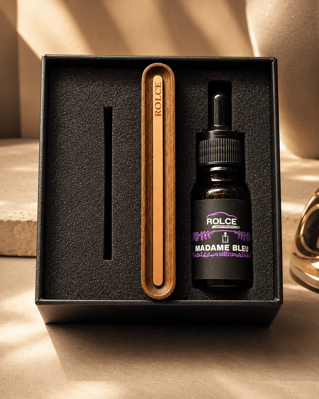 Bois Élégant — Diffuseur De Parfums De Luxe Pour Voiture - ROLCE LUXURY FRAGRANCE