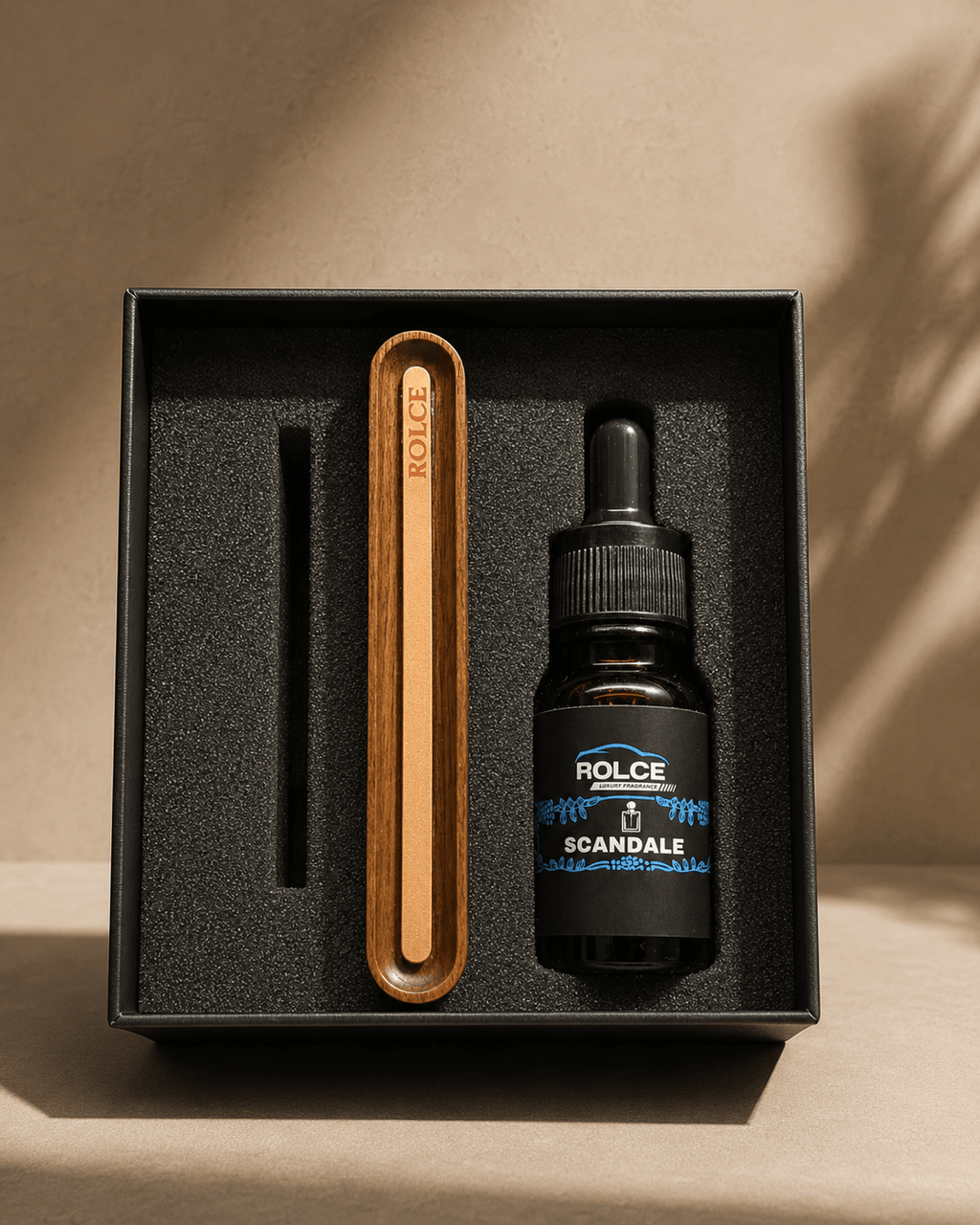 Bois Élégant — Diffuseur De Parfums De Luxe Pour Voiture - ROLCE LUXURY FRAGRANCE