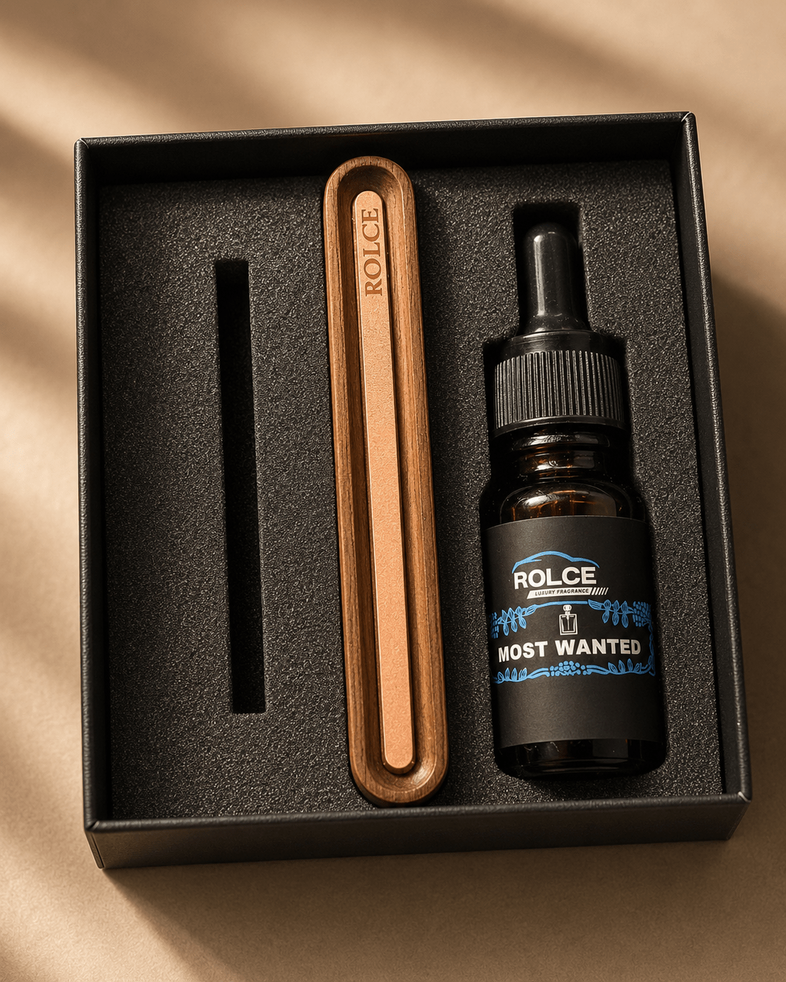 Bois Élégant — Diffuseur De Parfums De Luxe Pour Voiture - ROLCE LUXURY FRAGRANCE