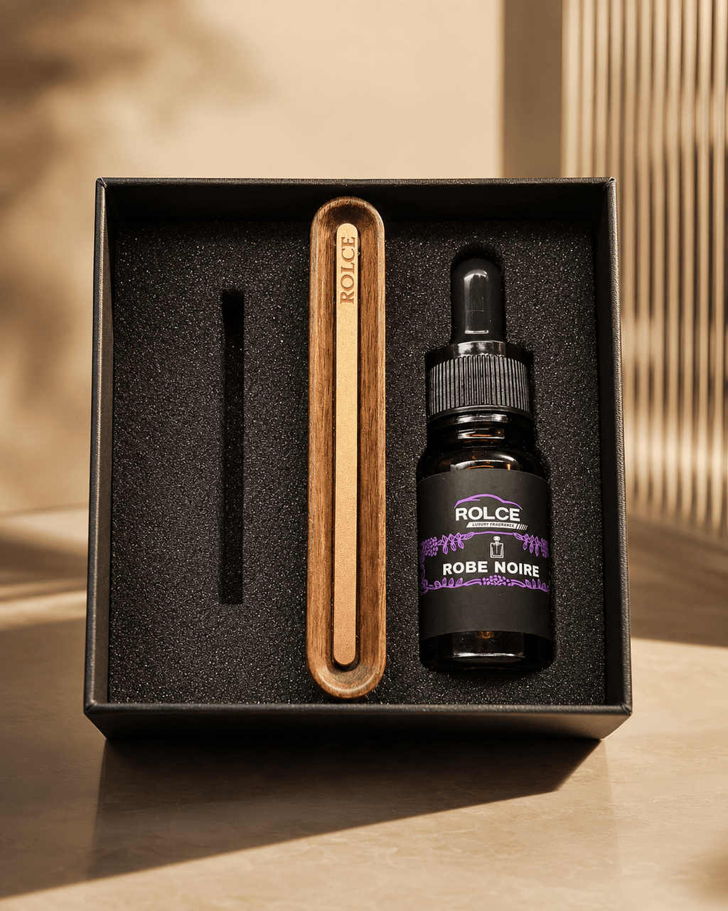 Bois Élégant — Diffuseur De Parfums De Luxe Pour Voiture - ROLCE LUXURY FRAGRANCE