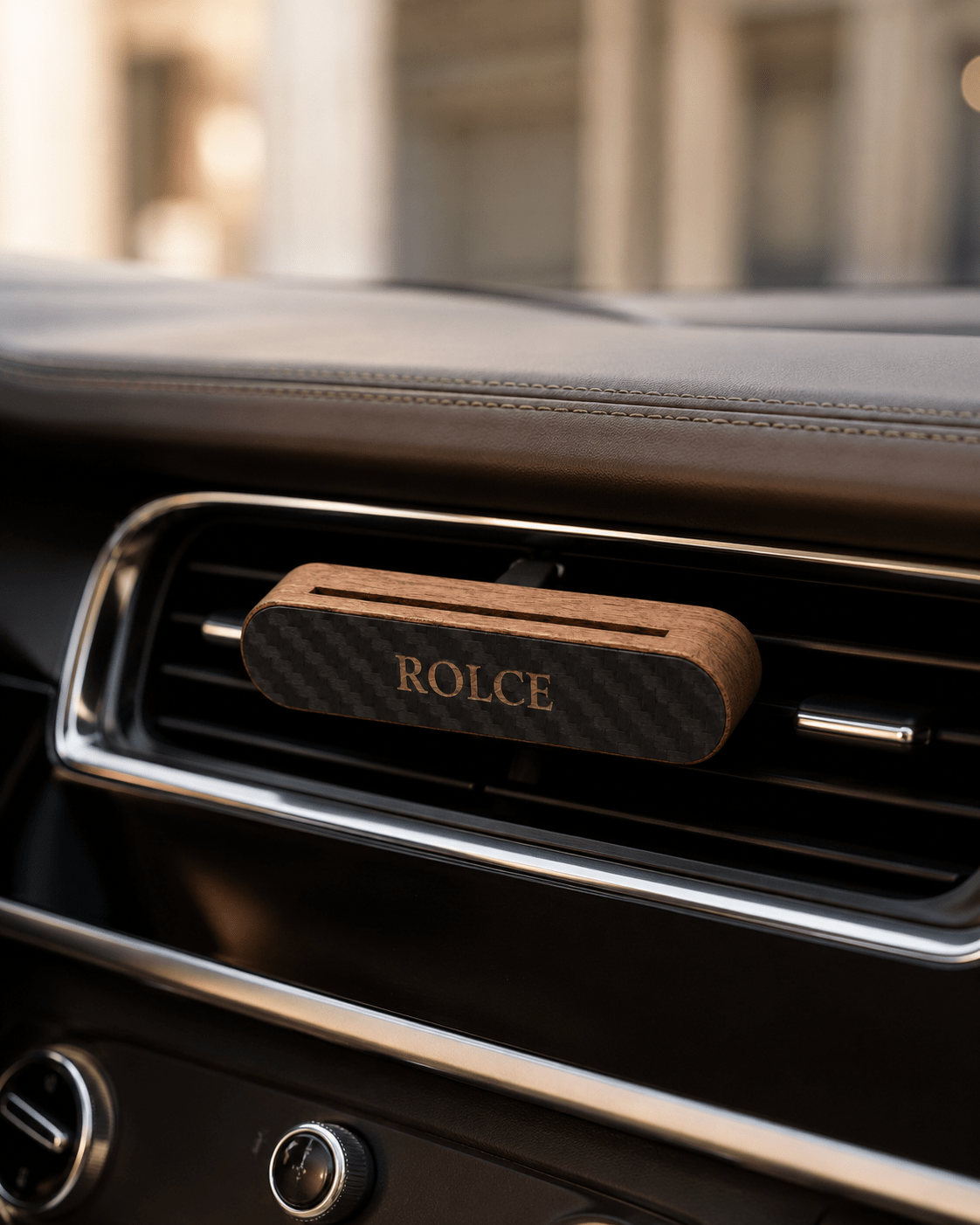 Bois Carbone — Diffuseur De Parfums De Luxe Pour Voiture - ROLCE LUXURY FRAGRANCE
