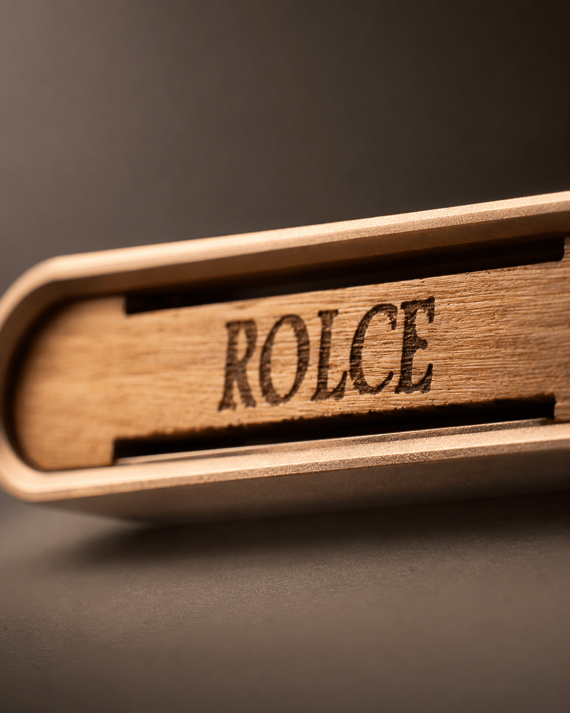 Bois Rosé — Diffuseur De Parfums De Luxe Pour Voiture - ROLCE LUXURY FRAGRANCE